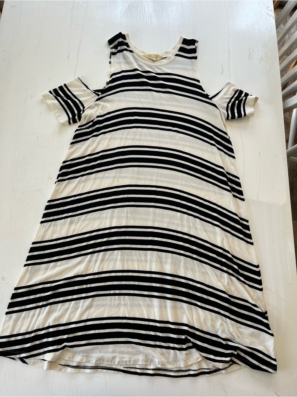 American Eagle Outfitters Black & White Striped Cold-Shoulder Tee shirt Dress